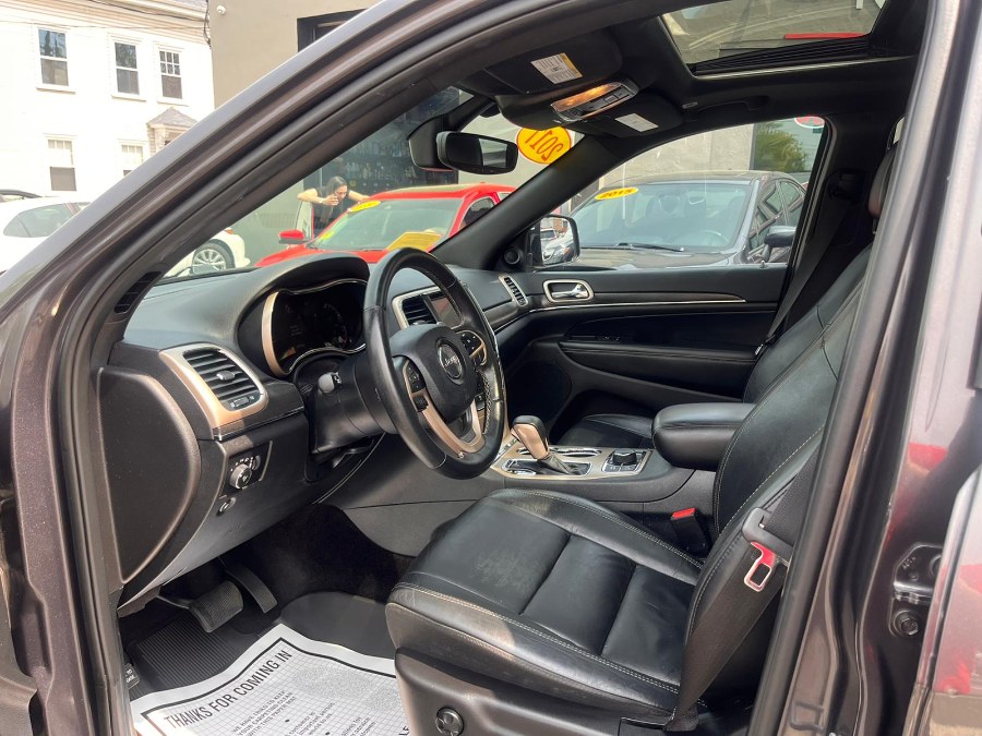 2017 Jeep Grand Cherokee Limited 4x4, available for sale in Peabody, Massachusetts | New Star Motors. Peabody, Massachusetts 2017 Jeep Grand Cherokee Limited 4x4, available for sale in Peabody, Massachusetts | New Star Motors. Peabody, Massachusetts