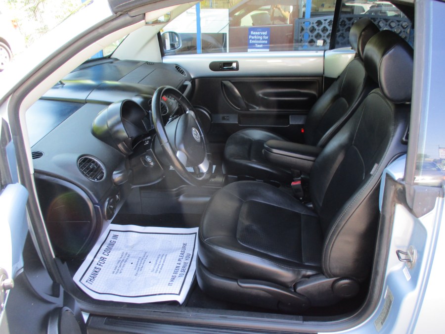 2009 Volkswagen New Beetle Convertible 2dr Auto S, available for sale in Meriden, Connecticut | Cos Central Auto. Meriden, Connecticut 2009 Volkswagen New Beetle Convertible 2dr Auto S, available for sale in Meriden, Connecticut | Cos Central Auto. Meriden, Connecticut