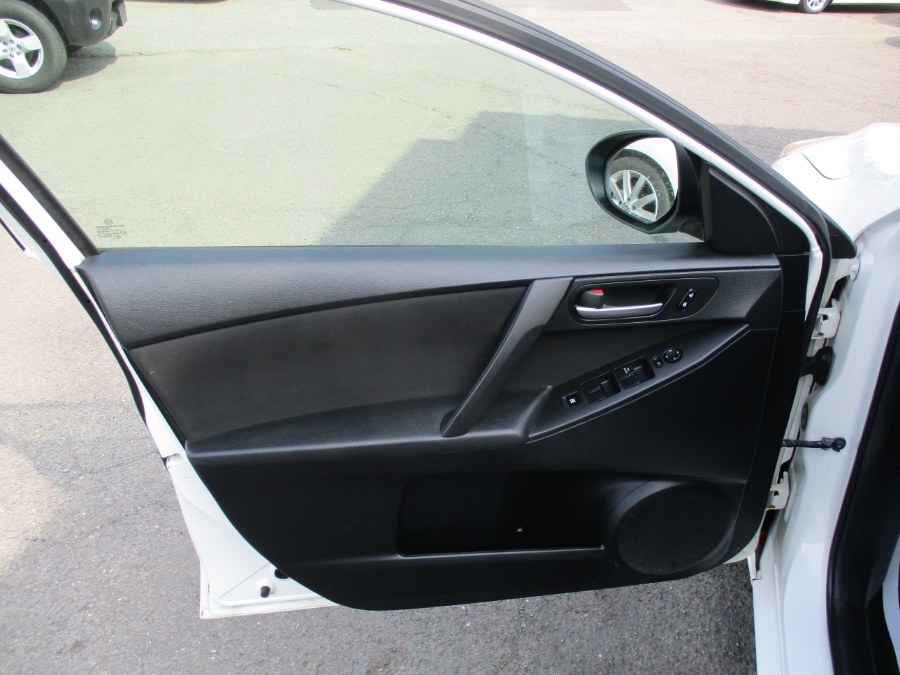 2013 Mazda Mazda3 4dr Sdn Auto i Sport, available for sale in Meriden, Connecticut | Cos Central Auto. Meriden, Connecticut 2013 Mazda Mazda3 4dr Sdn Auto i Sport, available for sale in Meriden, Connecticut | Cos Central Auto. Meriden, Connecticut