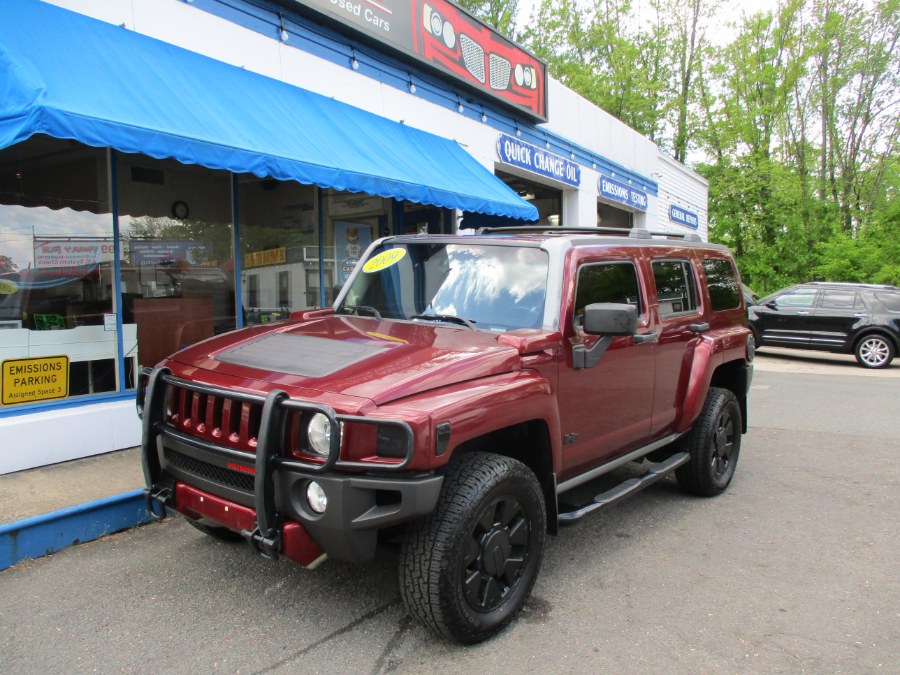 2009 HUMMER H3 4WD 4dr SUV Luxury, available for sale in Meriden, Connecticut | Cos Central Auto. Meriden, Connecticut 2009 HUMMER H3 4WD 4dr SUV Luxury, available for sale in Meriden, Connecticut | Cos Central Auto. Meriden, Connecticut