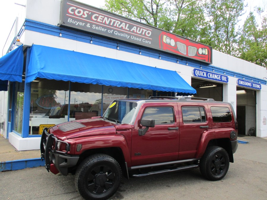 2009 HUMMER H3 4WD 4dr SUV Luxury, available for sale in Meriden, Connecticut | Cos Central Auto. Meriden, Connecticut 2009 HUMMER H3 4WD 4dr SUV Luxury, available for sale in Meriden, Connecticut | Cos Central Auto. Meriden, Connecticut