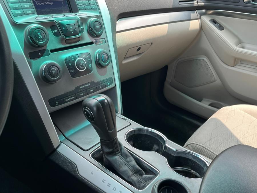 2014 Ford Explorer CLEAN CARFAX. ONE OWNER!!!, available for sale in Rosedale, New York | Sunrise Auto Sales. Rosedale, New York 2014 Ford Explorer CLEAN CARFAX. ONE OWNER!!!, available for sale in Rosedale, New York | Sunrise Auto Sales. Rosedale, New York