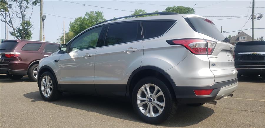 2018 Ford Escape SE FWD, available for sale in Little Ferry, New Jersey | Victoria Preowned Autos Inc. Little Ferry, New Jersey 2018 Ford Escape SE FWD, available for sale in Little Ferry, New Jersey | Victoria Preowned Autos Inc. Little Ferry, New Jersey