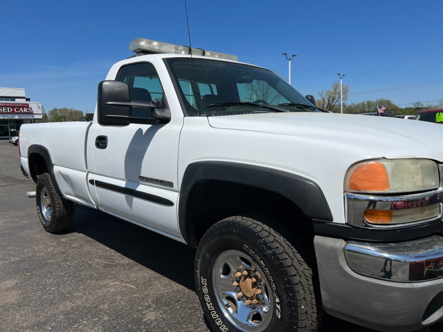 2004 GMC Sierra 2500HD Reg Cab 133" WB 4WD, available for sale in Ortonville, Michigan | Marsh Auto Sales LLC. Ortonville, Michigan 2004 GMC Sierra 2500HD Reg Cab 133" WB 4WD, available for sale in Ortonville, Michigan | Marsh Auto Sales LLC. Ortonville, Michigan