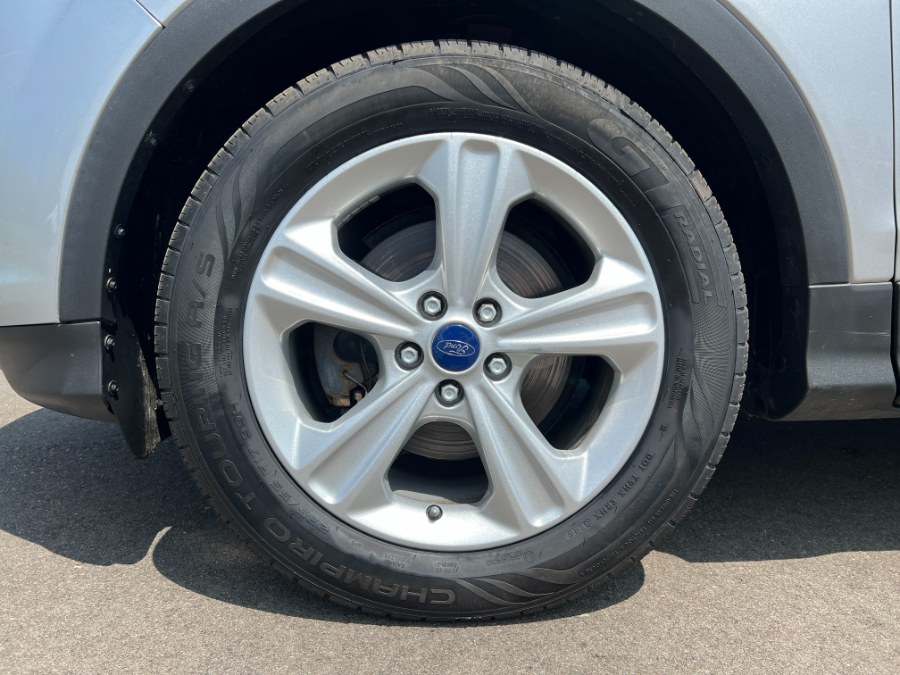 2016 Ford Escape FWD 4dr SE, available for sale in Ortonville, Michigan | Marsh Auto Sales LLC. Ortonville, Michigan 2016 Ford Escape FWD 4dr SE, available for sale in Ortonville, Michigan | Marsh Auto Sales LLC. Ortonville, Michigan