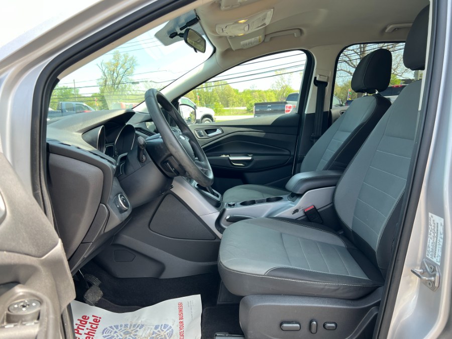 2016 Ford Escape FWD 4dr SE, available for sale in Ortonville, Michigan | Marsh Auto Sales LLC. Ortonville, Michigan 2016 Ford Escape FWD 4dr SE, available for sale in Ortonville, Michigan | Marsh Auto Sales LLC. Ortonville, Michigan