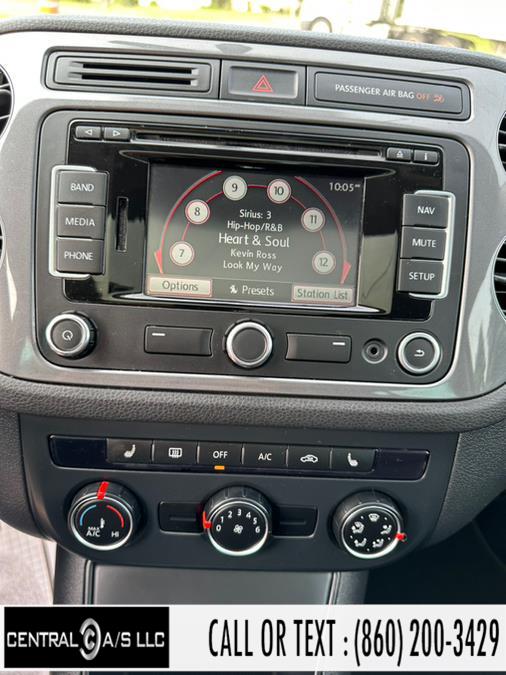 2013 Volkswagen Tiguan 4WD 4dr Auto S, available for sale in East Windsor, Connecticut | Central A/S LLC. East Windsor, Connecticut 2013 Volkswagen Tiguan 4WD 4dr Auto S, available for sale in East Windsor, Connecticut | Central A/S LLC. East Windsor, Connecticut