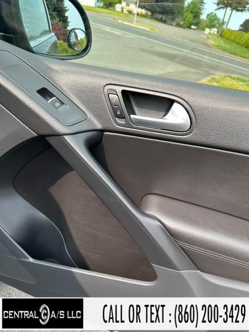 2013 Volkswagen Tiguan 4WD 4dr Auto S, available for sale in East Windsor, Connecticut | Central A/S LLC. East Windsor, Connecticut 2013 Volkswagen Tiguan 4WD 4dr Auto S, available for sale in East Windsor, Connecticut | Central A/S LLC. East Windsor, Connecticut
