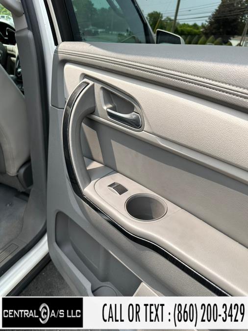2015 Chevrolet Traverse AWD 4dr LTZ, available for sale in East Windsor, Connecticut | Central A/S LLC. East Windsor, Connecticut 2015 Chevrolet Traverse AWD 4dr LTZ, available for sale in East Windsor, Connecticut | Central A/S LLC. East Windsor, Connecticut