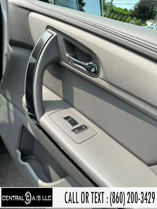 2015 Chevrolet Traverse AWD 4dr LTZ, available for sale in East Windsor, Connecticut | Central A/S LLC. East Windsor, Connecticut 2015 Chevrolet Traverse AWD 4dr LTZ, available for sale in East Windsor, Connecticut | Central A/S LLC. East Windsor, Connecticut