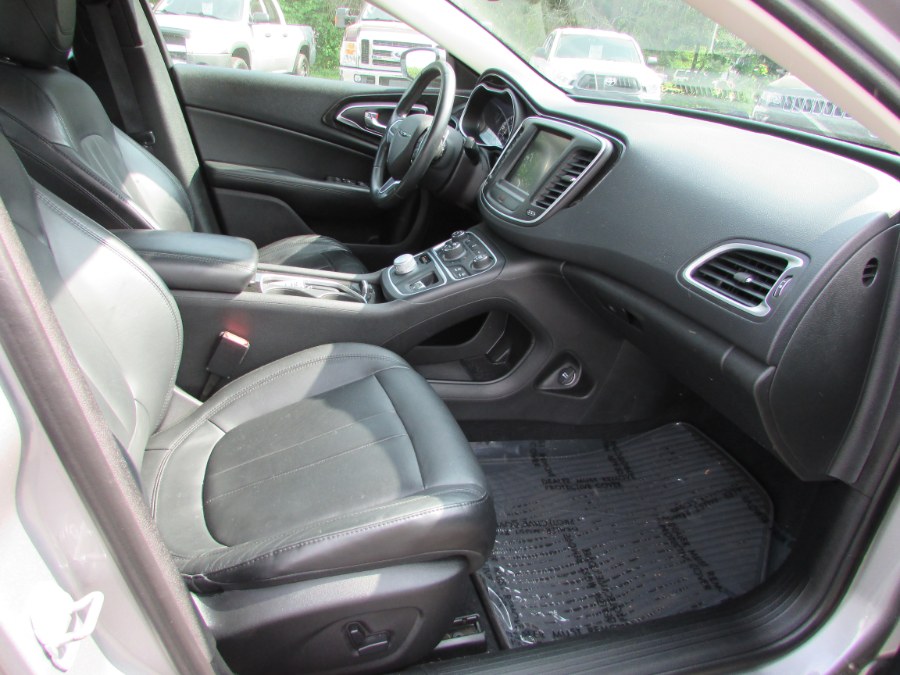 2015 Chrysler 200 4dr Sdn C FWD, available for sale in East Windsor, Connecticut | United Auto Sales of E Windsor, Inc. East Windsor, Connecticut 2015 Chrysler 200 4dr Sdn C FWD, available for sale in East Windsor, Connecticut | United Auto Sales of E Windsor, Inc. East Windsor, Connecticut