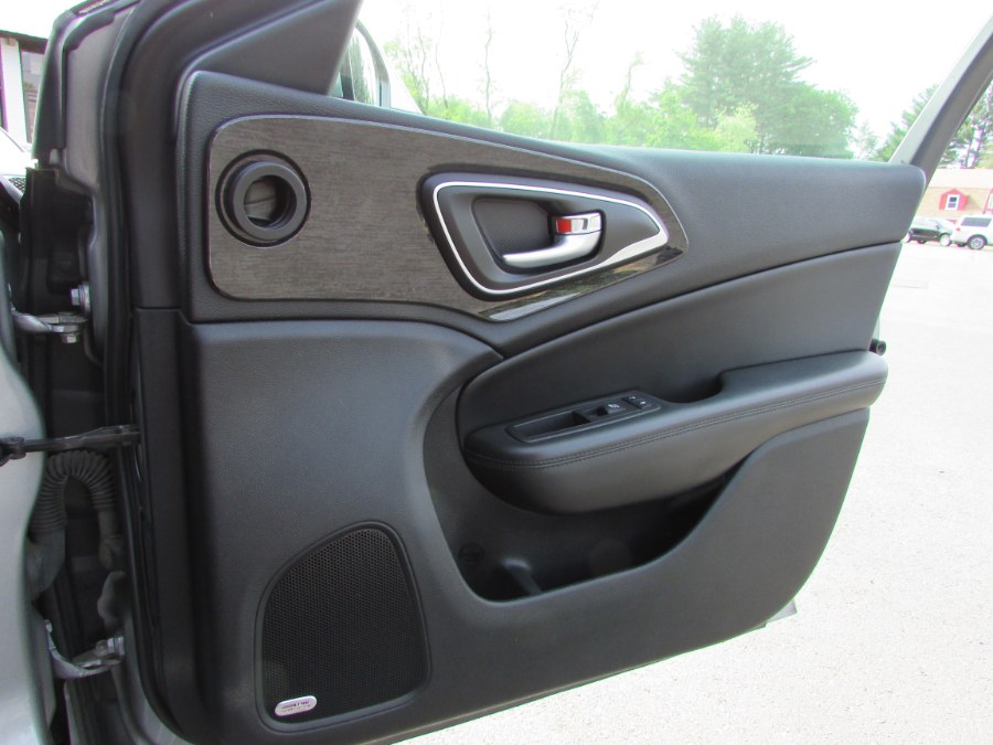 2015 Chrysler 200 4dr Sdn C FWD, available for sale in East Windsor, Connecticut | United Auto Sales of E Windsor, Inc. East Windsor, Connecticut 2015 Chrysler 200 4dr Sdn C FWD, available for sale in East Windsor, Connecticut | United Auto Sales of E Windsor, Inc. East Windsor, Connecticut