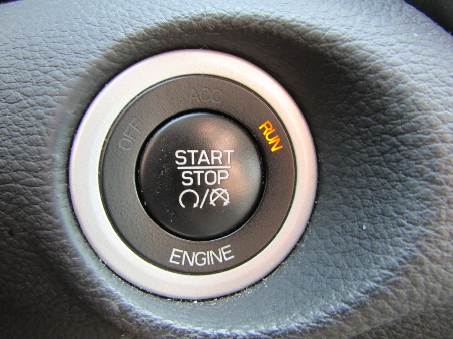 2015 Chrysler 200 4dr Sdn C FWD, available for sale in East Windsor, Connecticut | United Auto Sales of E Windsor, Inc. East Windsor, Connecticut 2015 Chrysler 200 4dr Sdn C FWD, available for sale in East Windsor, Connecticut | United Auto Sales of E Windsor, Inc. East Windsor, Connecticut