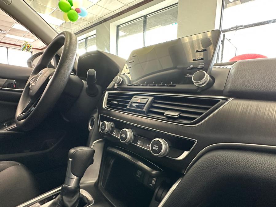 2018 Honda Accord Sedan LX 1.5T CVT, available for sale in Inwood, New York | 5 Towns Drive. Inwood, New York 2018 Honda Accord Sedan LX 1.5T CVT, available for sale in Inwood, New York | 5 Towns Drive. Inwood, New York