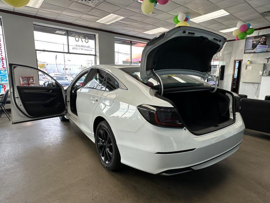 2018 Honda Accord Sedan LX 1.5T CVT, available for sale in Inwood, New York | 5 Towns Drive. Inwood, New York 2018 Honda Accord Sedan LX 1.5T CVT, available for sale in Inwood, New York | 5 Towns Drive. Inwood, New York