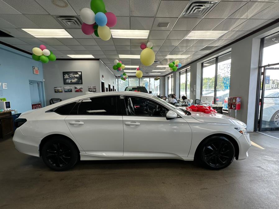 2018 Honda Accord Sedan LX 1.5T CVT, available for sale in Inwood, New York | 5 Towns Drive. Inwood, New York 2018 Honda Accord Sedan LX 1.5T CVT, available for sale in Inwood, New York | 5 Towns Drive. Inwood, New York