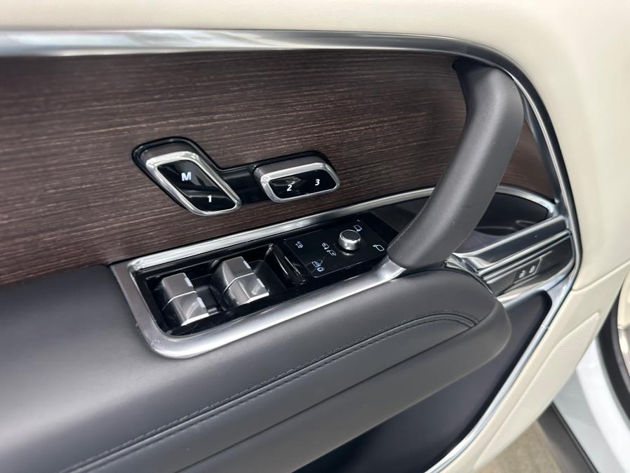 2023 Land Rover Range Rover P530 SE LWB 7 Seat, available for sale in Inwood, New York | 5 Towns Drive. Inwood, New York 2023 Land Rover Range Rover P530 SE LWB 7 Seat, available for sale in Inwood, New York | 5 Towns Drive. Inwood, New York