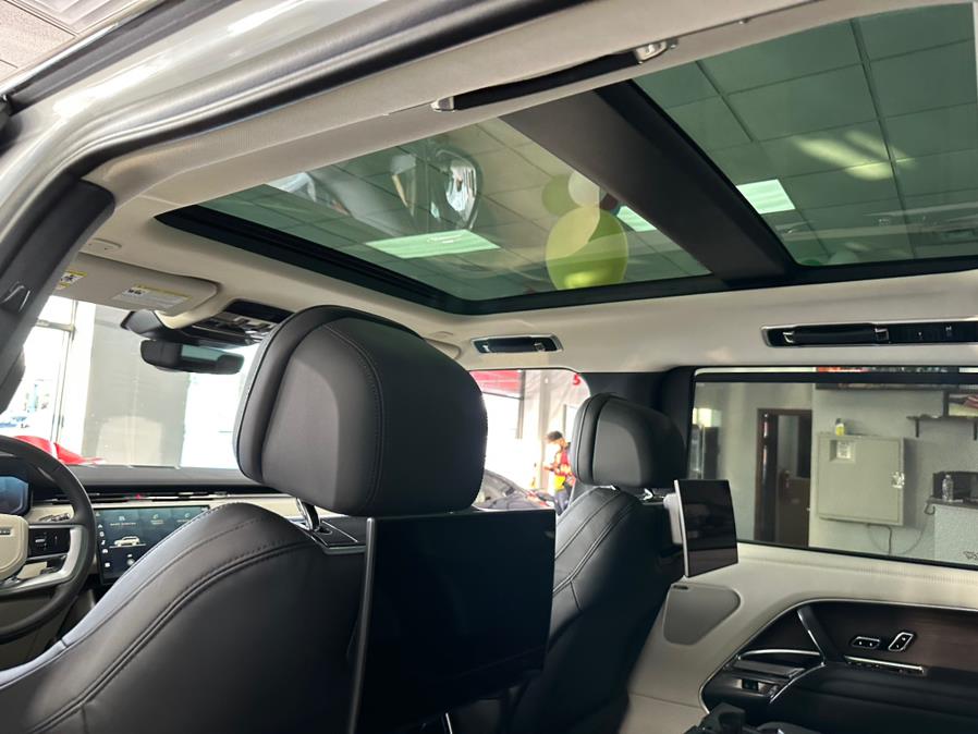 2023 Land Rover Range Rover P530 SE LWB 7 Seat, available for sale in Inwood, New York | 5 Towns Drive. Inwood, New York 2023 Land Rover Range Rover P530 SE LWB 7 Seat, available for sale in Inwood, New York | 5 Towns Drive. Inwood, New York