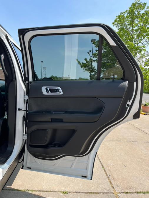 2013 Ford Explorer 4WD 4dr Sport, available for sale in New Britain, Connecticut | Supreme Automotive. New Britain, Connecticut 2013 Ford Explorer 4WD 4dr Sport, available for sale in New Britain, Connecticut | Supreme Automotive. New Britain, Connecticut