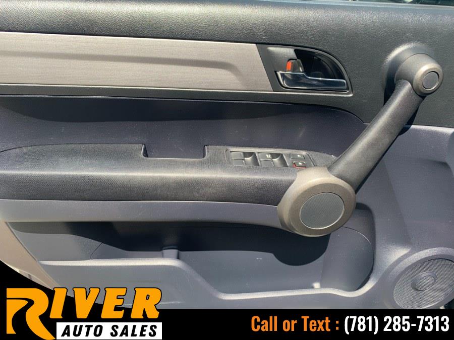2011 Honda CR-V 4WD 5dr SE, available for sale in Malden, Massachusetts | River Auto Sales. Malden, Massachusetts 2011 Honda CR-V 4WD 5dr SE, available for sale in Malden, Massachusetts | River Auto Sales. Malden, Massachusetts