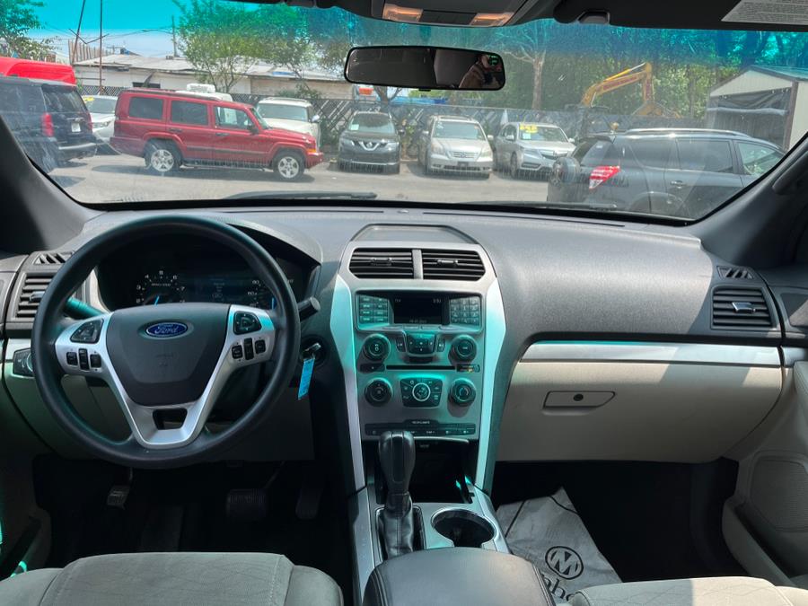 2014 Ford Explorer CLEAN CARFAX. ONE OWNER!!!, available for sale in Elmont, New York | Sunrise of Elmont. Elmont, New York 2014 Ford Explorer CLEAN CARFAX. ONE OWNER!!!, available for sale in Elmont, New York | Sunrise of Elmont. Elmont, New York