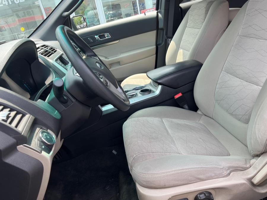 2014 Ford Explorer CLEAN CARFAX. ONE OWNER!!!, available for sale in Elmont, New York | Sunrise of Elmont. Elmont, New York 2014 Ford Explorer CLEAN CARFAX. ONE OWNER!!!, available for sale in Elmont, New York | Sunrise of Elmont. Elmont, New York