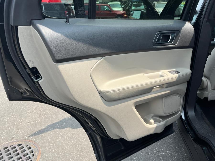 2014 Ford Explorer CLEAN CARFAX. ONE OWNER!!!, available for sale in Elmont, New York | Sunrise of Elmont. Elmont, New York 2014 Ford Explorer CLEAN CARFAX. ONE OWNER!!!, available for sale in Elmont, New York | Sunrise of Elmont. Elmont, New York