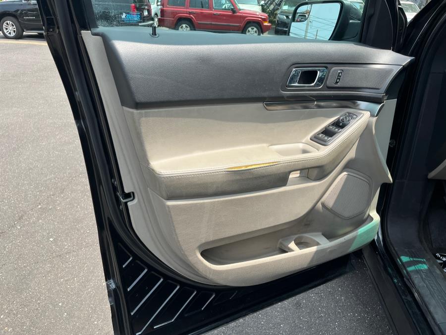 2014 Ford Explorer CLEAN CARFAX. ONE OWNER!!!, available for sale in Elmont, New York | Sunrise of Elmont. Elmont, New York 2014 Ford Explorer CLEAN CARFAX. ONE OWNER!!!, available for sale in Elmont, New York | Sunrise of Elmont. Elmont, New York