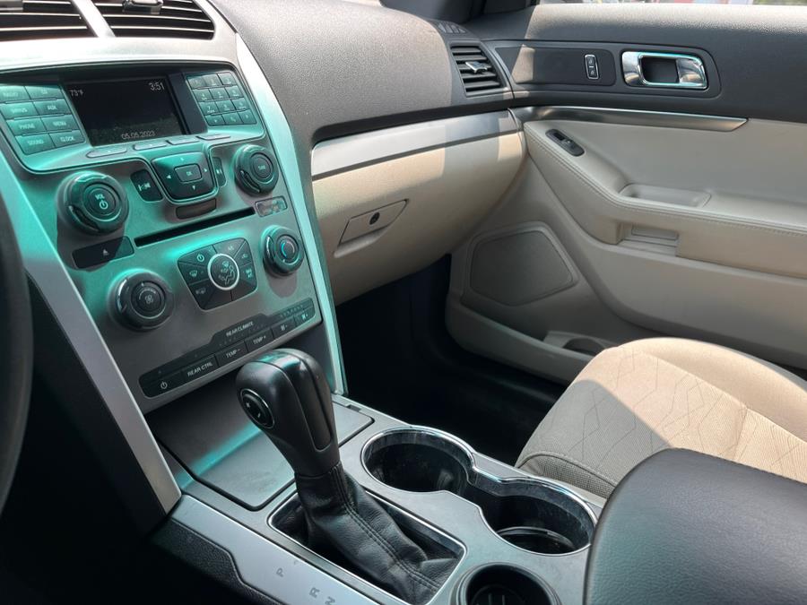 2014 Ford Explorer CLEAN CARFAX. ONE OWNER!!!, available for sale in Elmont, New York | Sunrise of Elmont. Elmont, New York 2014 Ford Explorer CLEAN CARFAX. ONE OWNER!!!, available for sale in Elmont, New York | Sunrise of Elmont. Elmont, New York