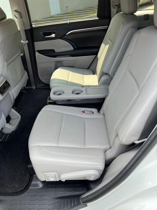 2016 Toyota Highlander AWD 4dr V6 Limited (Natl), available for sale in Garfield, New Jersey | Mikes Auto Sales LLC. Garfield, New Jersey 2016 Toyota Highlander AWD 4dr V6 Limited (Natl), available for sale in Garfield, New Jersey | Mikes Auto Sales LLC. Garfield, New Jersey