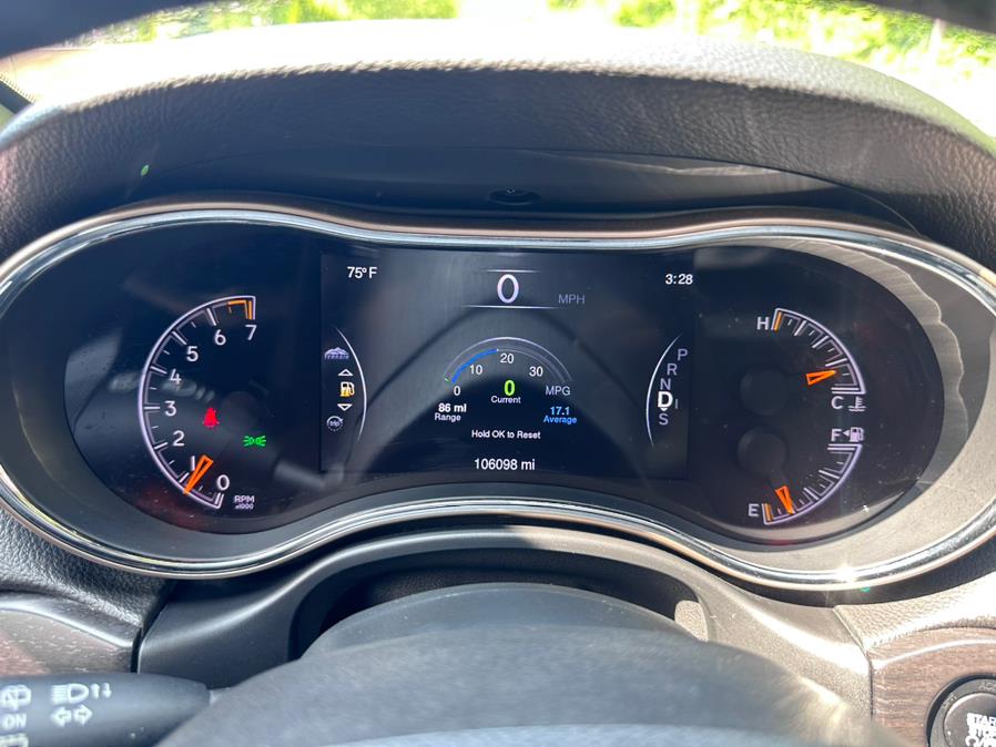2014 Jeep Grand Cherokee 4WD 4dr Limited, available for sale in Garfield, New Jersey | Mikes Auto Sales LLC. Garfield, New Jersey 2014 Jeep Grand Cherokee 4WD 4dr Limited, available for sale in Garfield, New Jersey | Mikes Auto Sales LLC. Garfield, New Jersey
