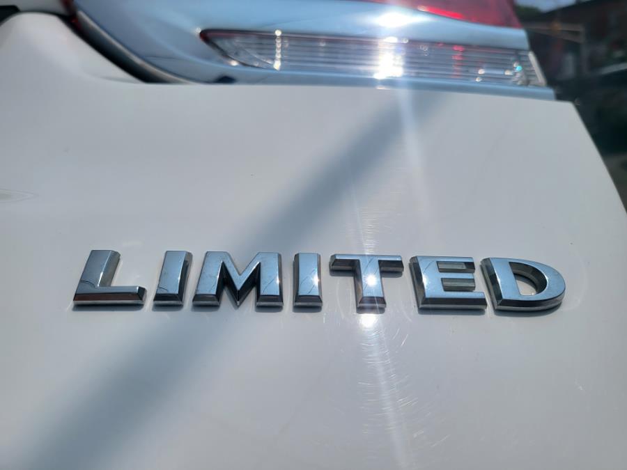 2015 Jeep Grand Cherokee 4WD 4dr Limited, available for sale in Irvington, New Jersey | Elis Motors Corp. Irvington, New Jersey 2015 Jeep Grand Cherokee 4WD 4dr Limited, available for sale in Irvington, New Jersey | Elis Motors Corp. Irvington, New Jersey