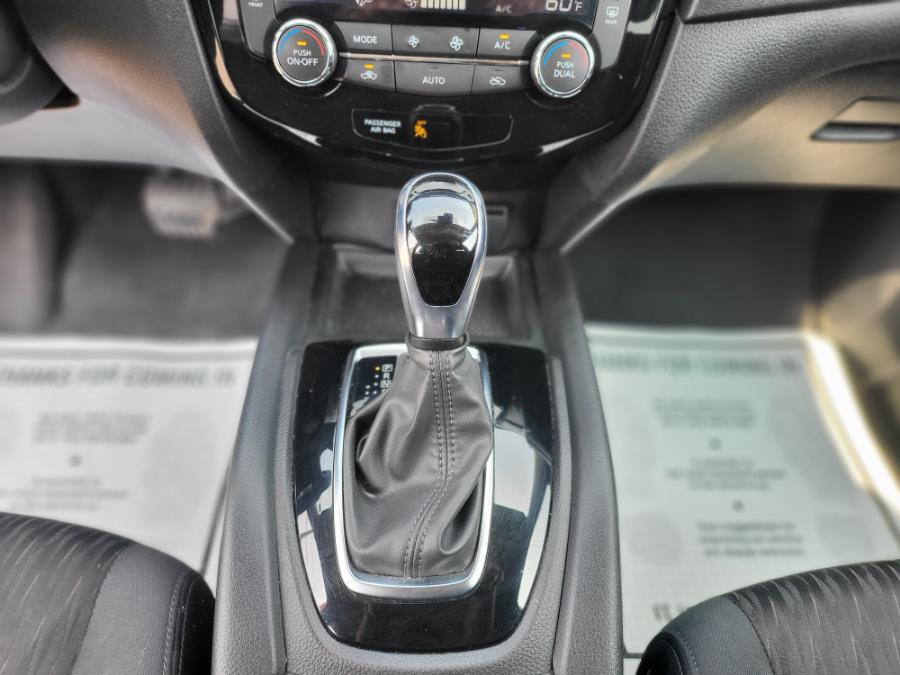 2020 Nissan Rogue FWD SV, available for sale in Irvington, New Jersey | Elis Motors Corp. Irvington, New Jersey 2020 Nissan Rogue FWD SV, available for sale in Irvington, New Jersey | Elis Motors Corp. Irvington, New Jersey