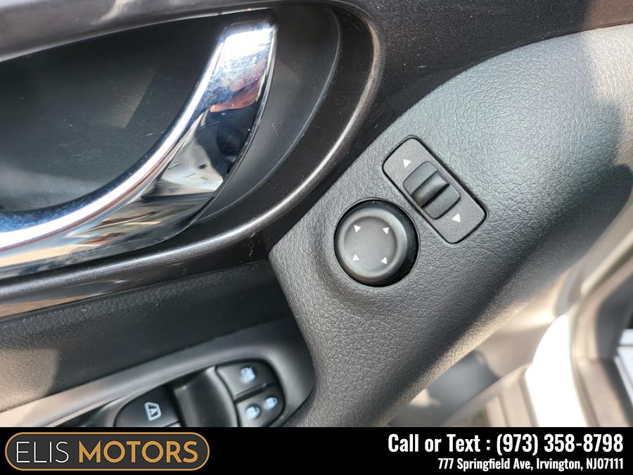 2020 Nissan Rogue FWD SV, available for sale in Irvington, New Jersey | Elis Motors Corp. Irvington, New Jersey 2020 Nissan Rogue FWD SV, available for sale in Irvington, New Jersey | Elis Motors Corp. Irvington, New Jersey