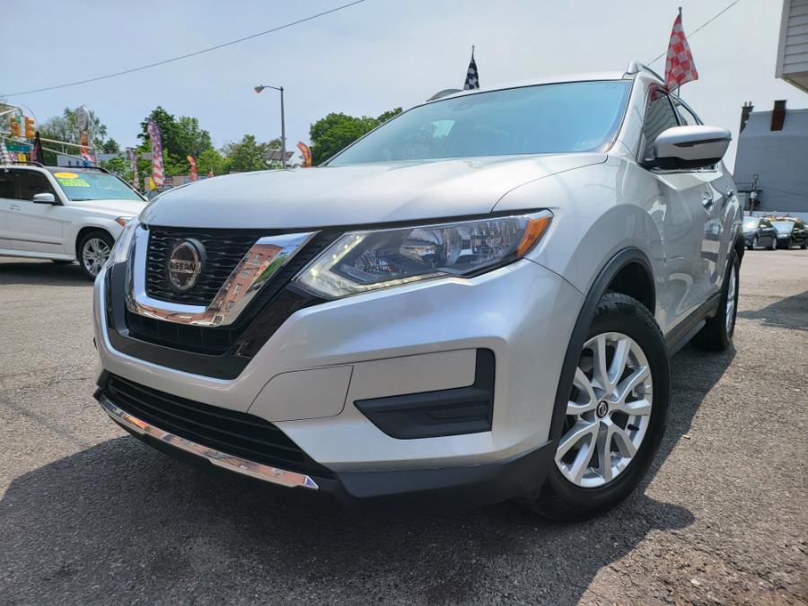 2020 Nissan Rogue FWD SV, available for sale in Irvington, New Jersey | Elis Motors Corp. Irvington, New Jersey 2020 Nissan Rogue FWD SV, available for sale in Irvington, New Jersey | Elis Motors Corp. Irvington, New Jersey