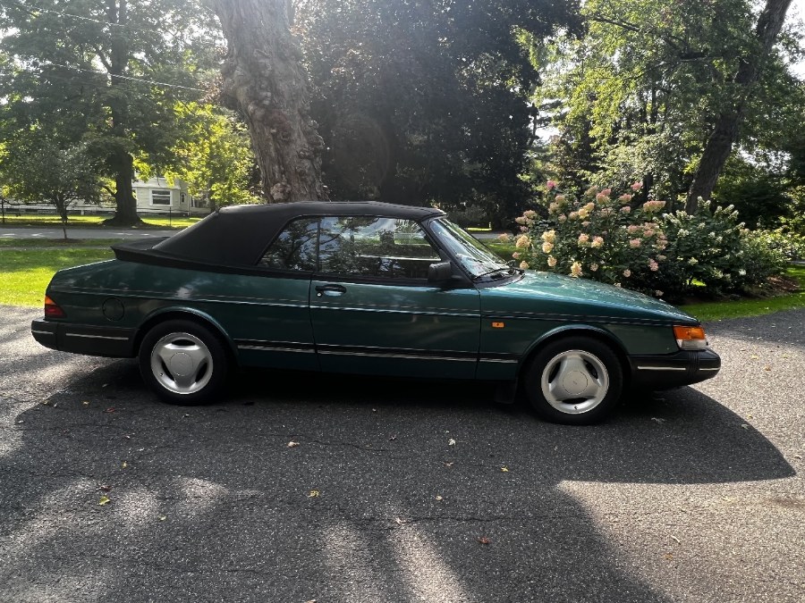1993 Saab 900 2dr Convertible 900S, available for sale in Naugatuck, Connecticut | Riverside Motorcars, LLC. Naugatuck, Connecticut 1993 Saab 900 2dr Convertible 900S, available for sale in Naugatuck, Connecticut | Riverside Motorcars, LLC. Naugatuck, Connecticut