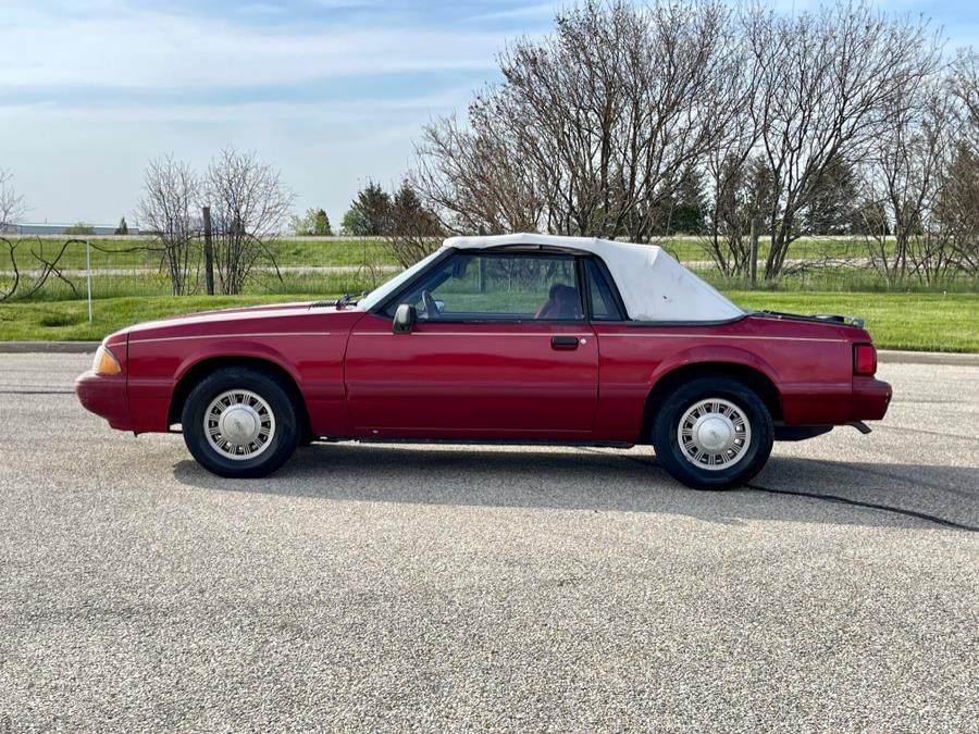 1993 Ford Mustang 2dr Convertible LX, available for sale in Darien, Wisconsin | Geneva Motor Cars. Darien, Wisconsin 1993 Ford Mustang 2dr Convertible LX, available for sale in Darien, Wisconsin | Geneva Motor Cars. Darien, Wisconsin