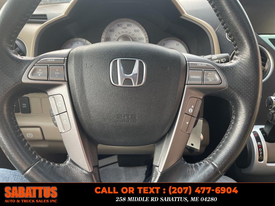 2010 Honda Pilot 4WD 4dr Touring w/RES & Navi, available for sale in Sabattus, Maine | Sabattus Auto and Truck Sales Inc. Sabattus, Maine 2010 Honda Pilot 4WD 4dr Touring w/RES & Navi, available for sale in Sabattus, Maine | Sabattus Auto and Truck Sales Inc. Sabattus, Maine