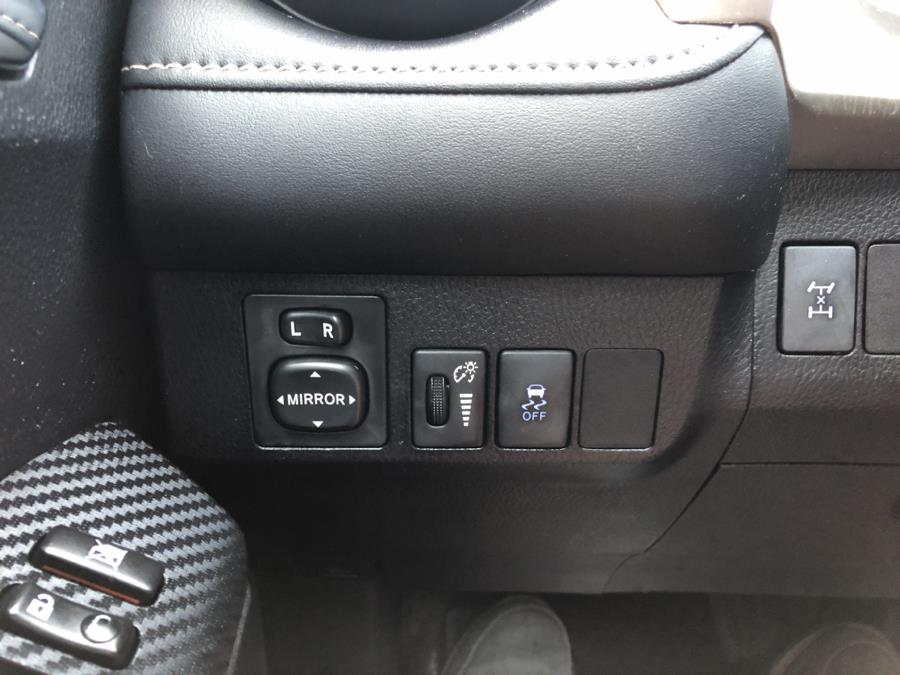 2014 Toyota RAV4 AWD 4dr XLE, available for sale in Waterbury, Connecticut | National Auto Brokers, Inc.. Waterbury, Connecticut 2014 Toyota RAV4 AWD 4dr XLE, available for sale in Waterbury, Connecticut | National Auto Brokers, Inc.. Waterbury, Connecticut