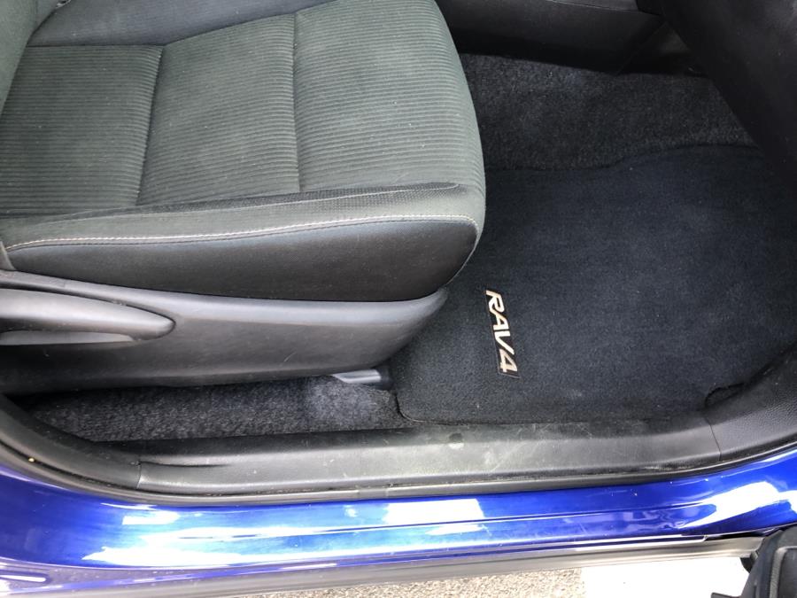 2014 Toyota RAV4 AWD 4dr XLE, available for sale in Waterbury, Connecticut | National Auto Brokers, Inc.. Waterbury, Connecticut 2014 Toyota RAV4 AWD 4dr XLE, available for sale in Waterbury, Connecticut | National Auto Brokers, Inc.. Waterbury, Connecticut