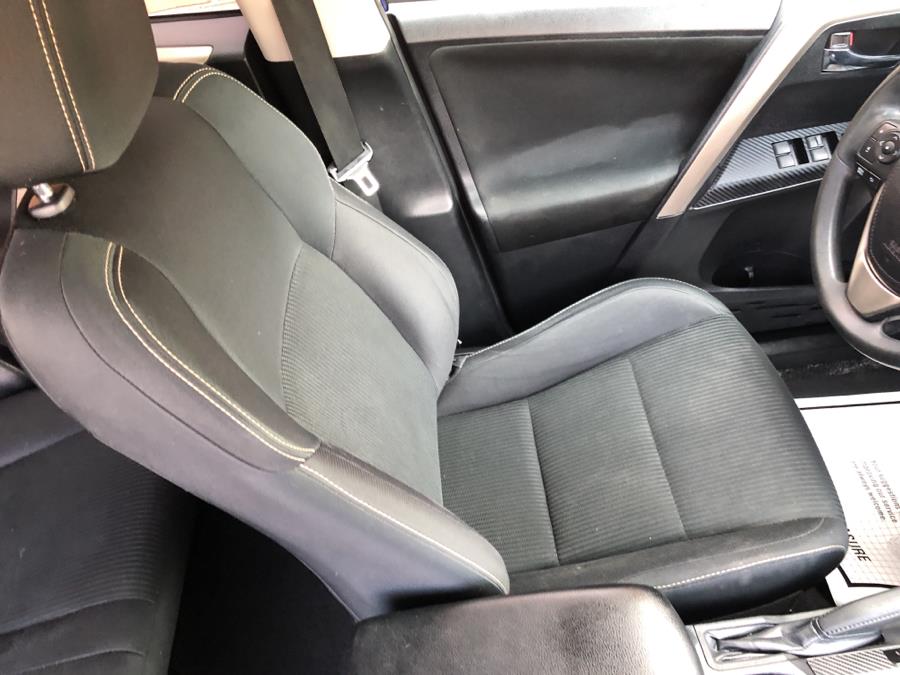 2014 Toyota RAV4 AWD 4dr XLE, available for sale in Waterbury, Connecticut | National Auto Brokers, Inc.. Waterbury, Connecticut 2014 Toyota RAV4 AWD 4dr XLE, available for sale in Waterbury, Connecticut | National Auto Brokers, Inc.. Waterbury, Connecticut