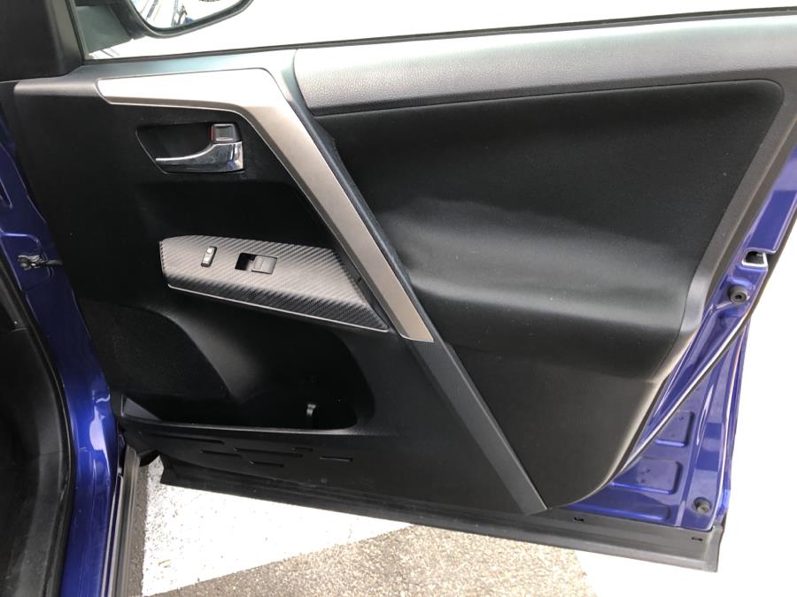 2014 Toyota RAV4 AWD 4dr XLE, available for sale in Waterbury, Connecticut | National Auto Brokers, Inc.. Waterbury, Connecticut 2014 Toyota RAV4 AWD 4dr XLE, available for sale in Waterbury, Connecticut | National Auto Brokers, Inc.. Waterbury, Connecticut