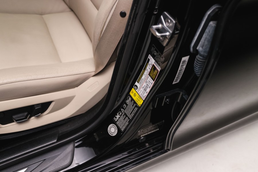 2011 BMW 5 Series 4dr Sdn 535i xDrive AWD, available for sale in North Salem, New York | Meccanic Shop North Inc. North Salem, New York 2011 BMW 5 Series 4dr Sdn 535i xDrive AWD, available for sale in North Salem, New York | Meccanic Shop North Inc. North Salem, New York