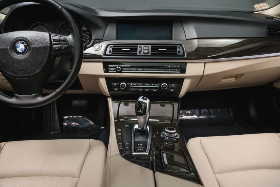 2011 BMW 5 Series 4dr Sdn 535i xDrive AWD, available for sale in North Salem, New York | Meccanic Shop North Inc. North Salem, New York 2011 BMW 5 Series 4dr Sdn 535i xDrive AWD, available for sale in North Salem, New York | Meccanic Shop North Inc. North Salem, New York