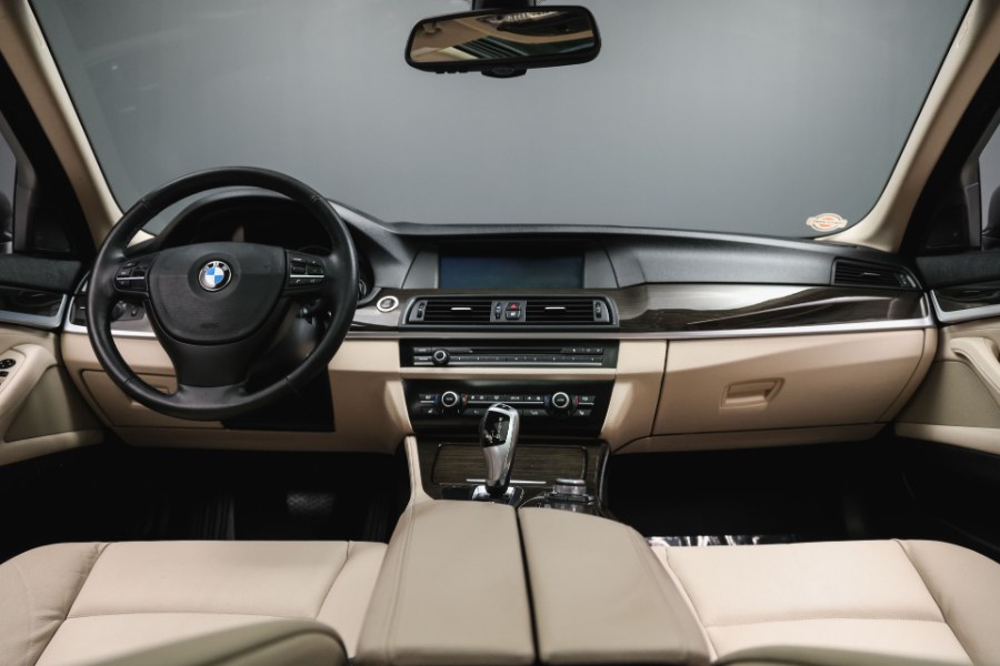 2011 BMW 5 Series 4dr Sdn 535i xDrive AWD, available for sale in North Salem, New York | Meccanic Shop North Inc. North Salem, New York 2011 BMW 5 Series 4dr Sdn 535i xDrive AWD, available for sale in North Salem, New York | Meccanic Shop North Inc. North Salem, New York