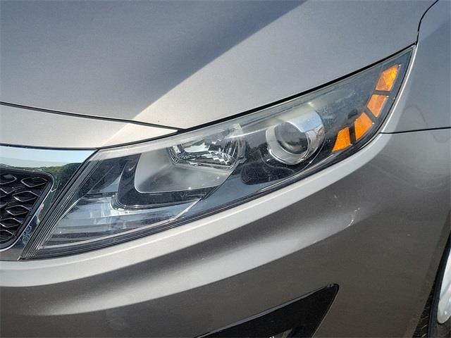 2012 Kia Optima EX, available for sale in Stratford, Connecticut | Wiz Leasing Inc. Stratford, Connecticut 2012 Kia Optima EX, available for sale in Stratford, Connecticut | Wiz Leasing Inc. Stratford, Connecticut