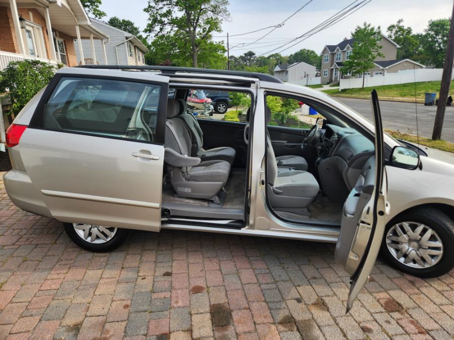 2007 Toyota Sienna 5dr 8-Passenger Van CE FWD (Natl), available for sale in West Babylon, New York | SGM Auto Sales. West Babylon, New York 2007 Toyota Sienna 5dr 8-Passenger Van CE FWD (Natl), available for sale in West Babylon, New York | SGM Auto Sales. West Babylon, New York