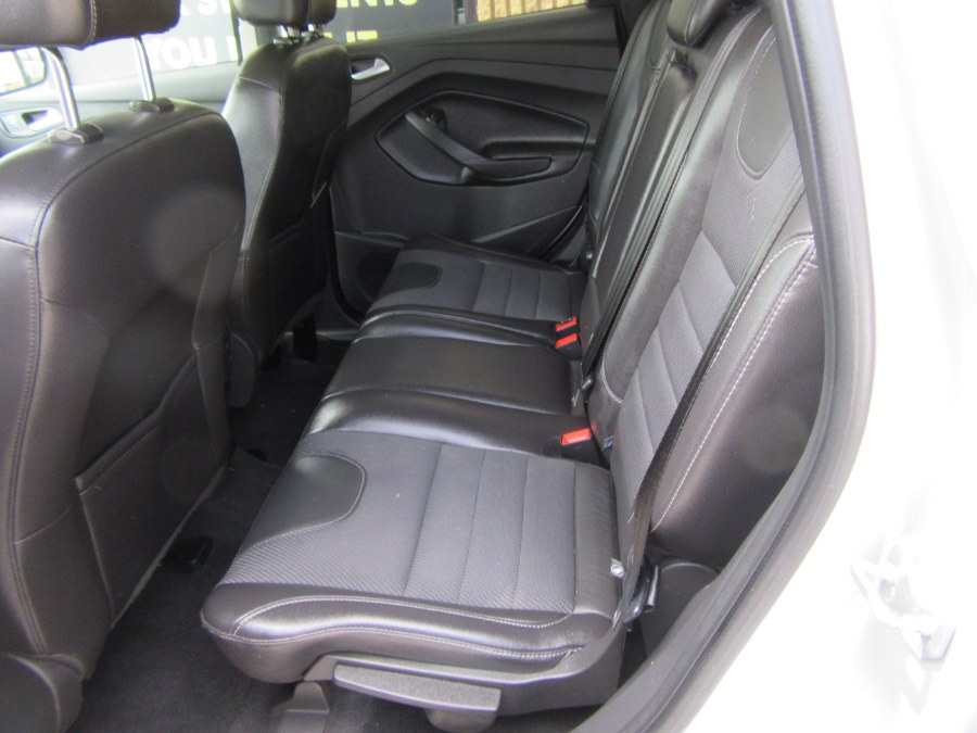 2016 Ford Escape 4WD 4dr SE, available for sale in Little Ferry, New Jersey | Royalty Auto Sales. Little Ferry, New Jersey 2016 Ford Escape 4WD 4dr SE, available for sale in Little Ferry, New Jersey | Royalty Auto Sales. Little Ferry, New Jersey