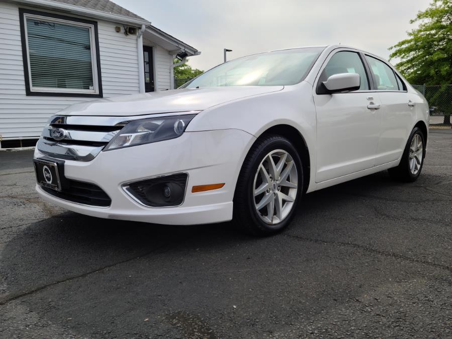 2012 Ford Fusion 4dr Sdn SEL FWD, available for sale in Milford, Connecticut | Chip's Auto Sales Inc. Milford, Connecticut