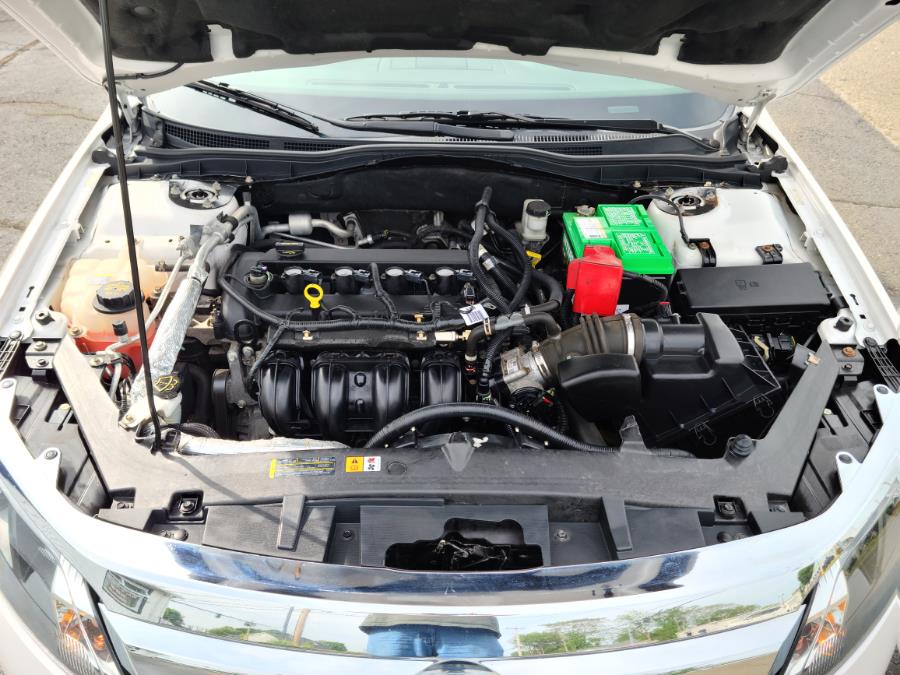 2012 Ford Fusion 4dr Sdn SEL FWD, available for sale in Milford, Connecticut | Chip's Auto Sales Inc. Milford, Connecticut 2012 Ford Fusion 4dr Sdn SEL FWD, available for sale in Milford, Connecticut | Chip's Auto Sales Inc. Milford, Connecticut